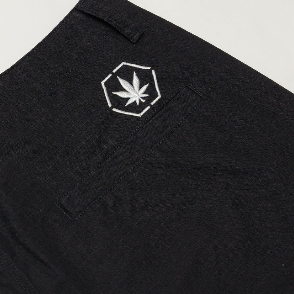 STONED BLESSED25 CARGO SHORT BLACK
