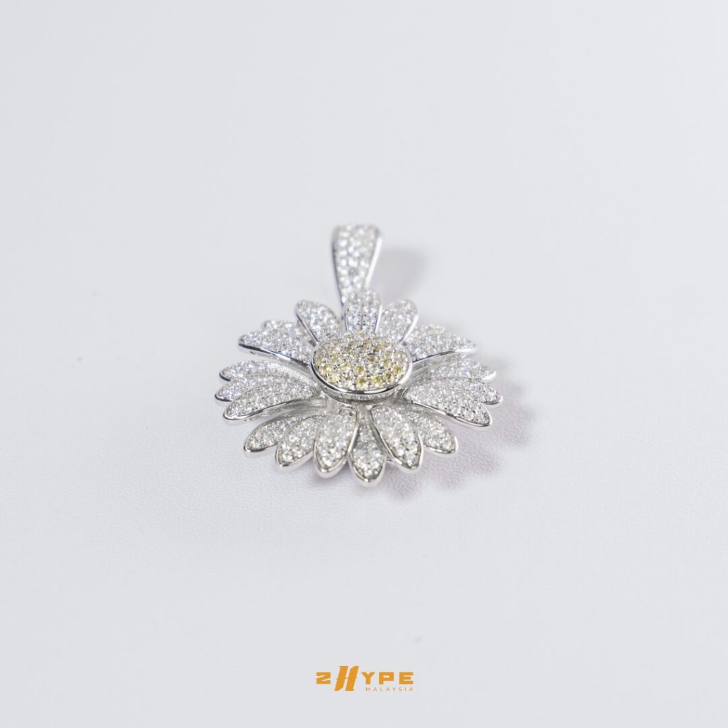2HYPE ICED-OUT SUNFLOWER PENDANT