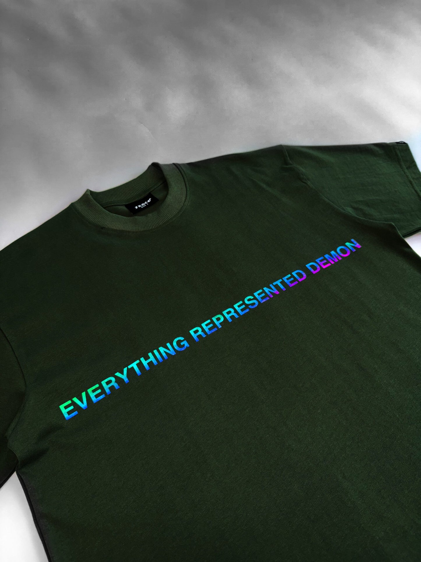 FRDCO : SS25 Rainbow Essential Tee Army