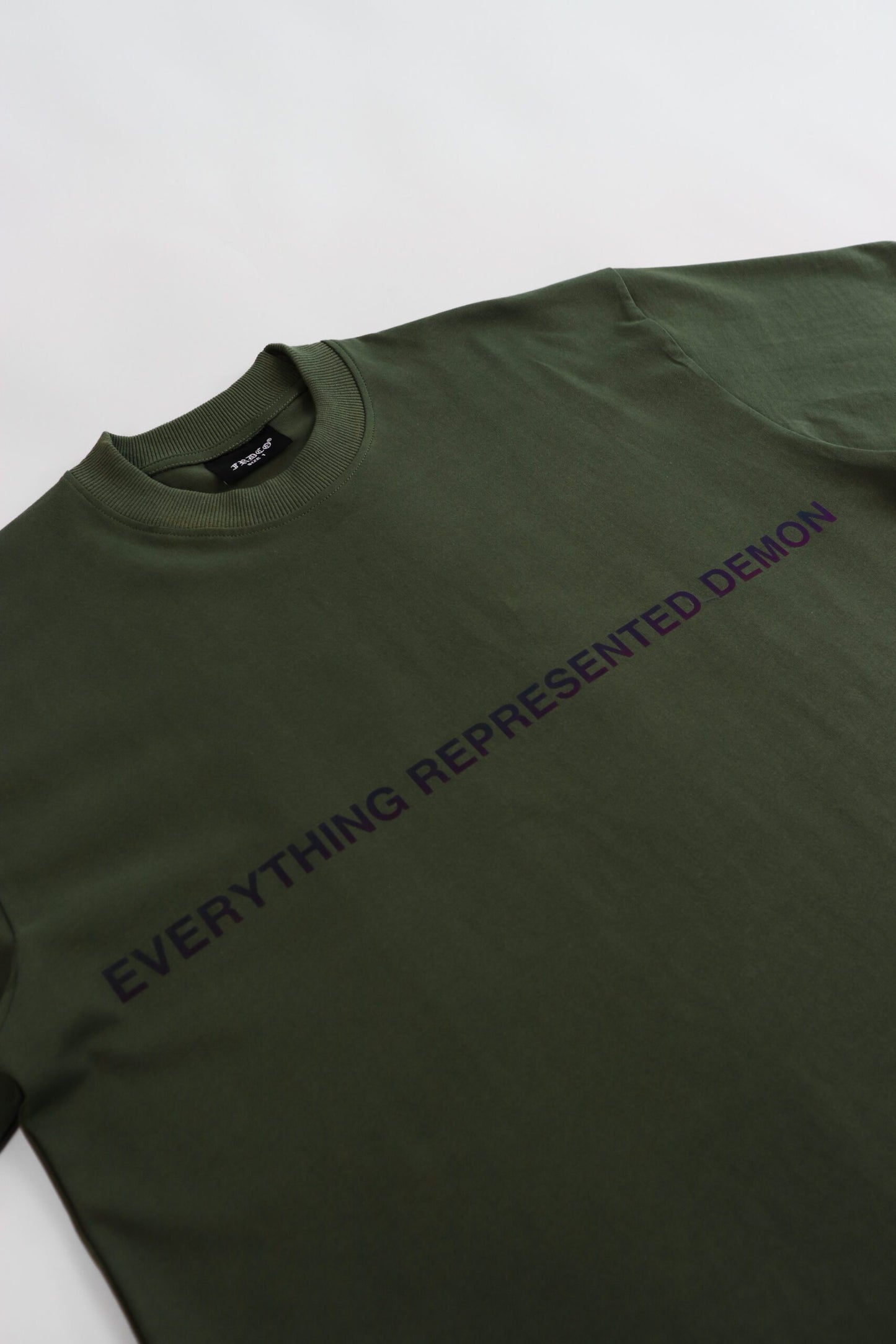 FRDCO : SS25 Rainbow Essential Tee Army