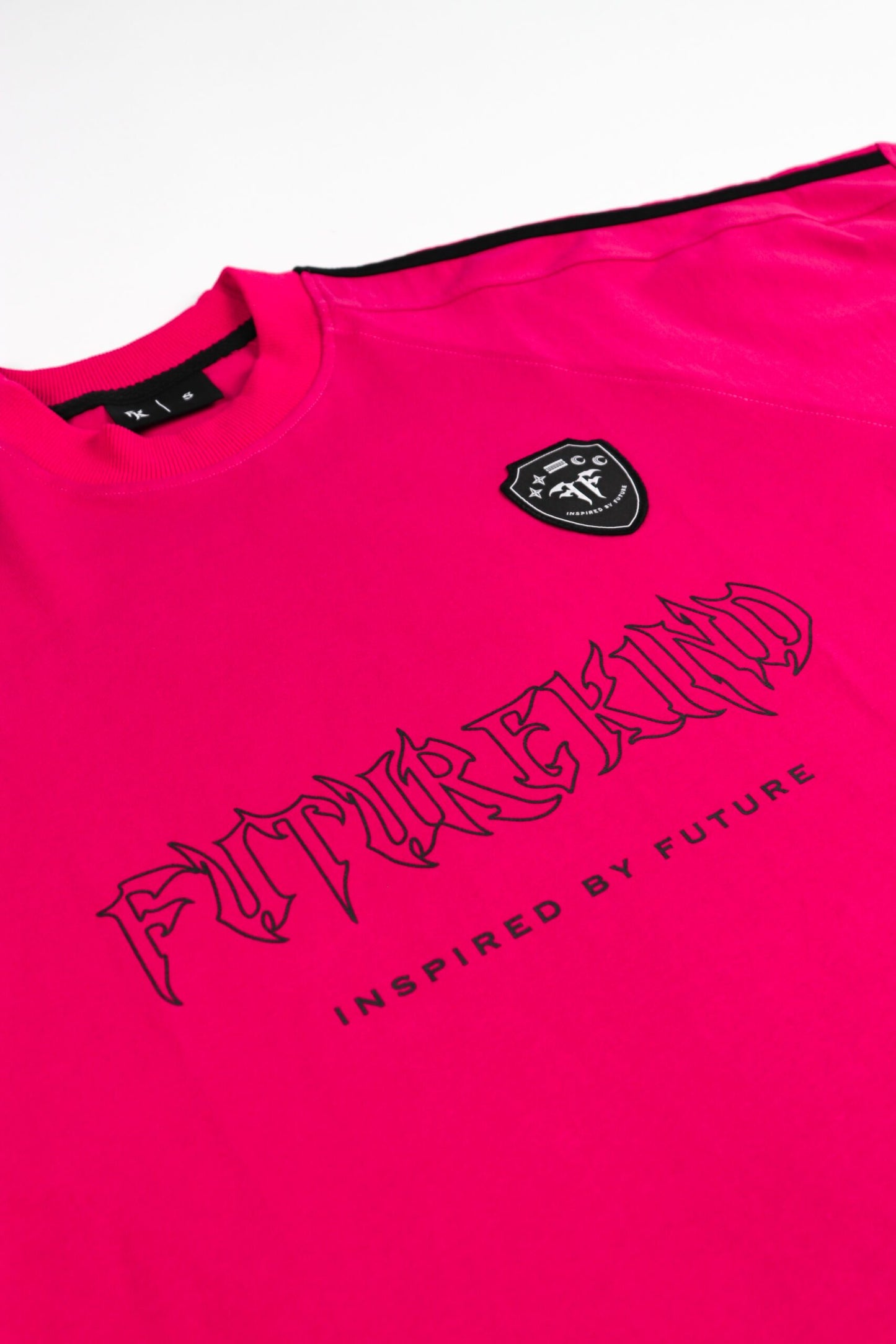 Futurekind : Trap ERA Badges Logo Tee Magenta