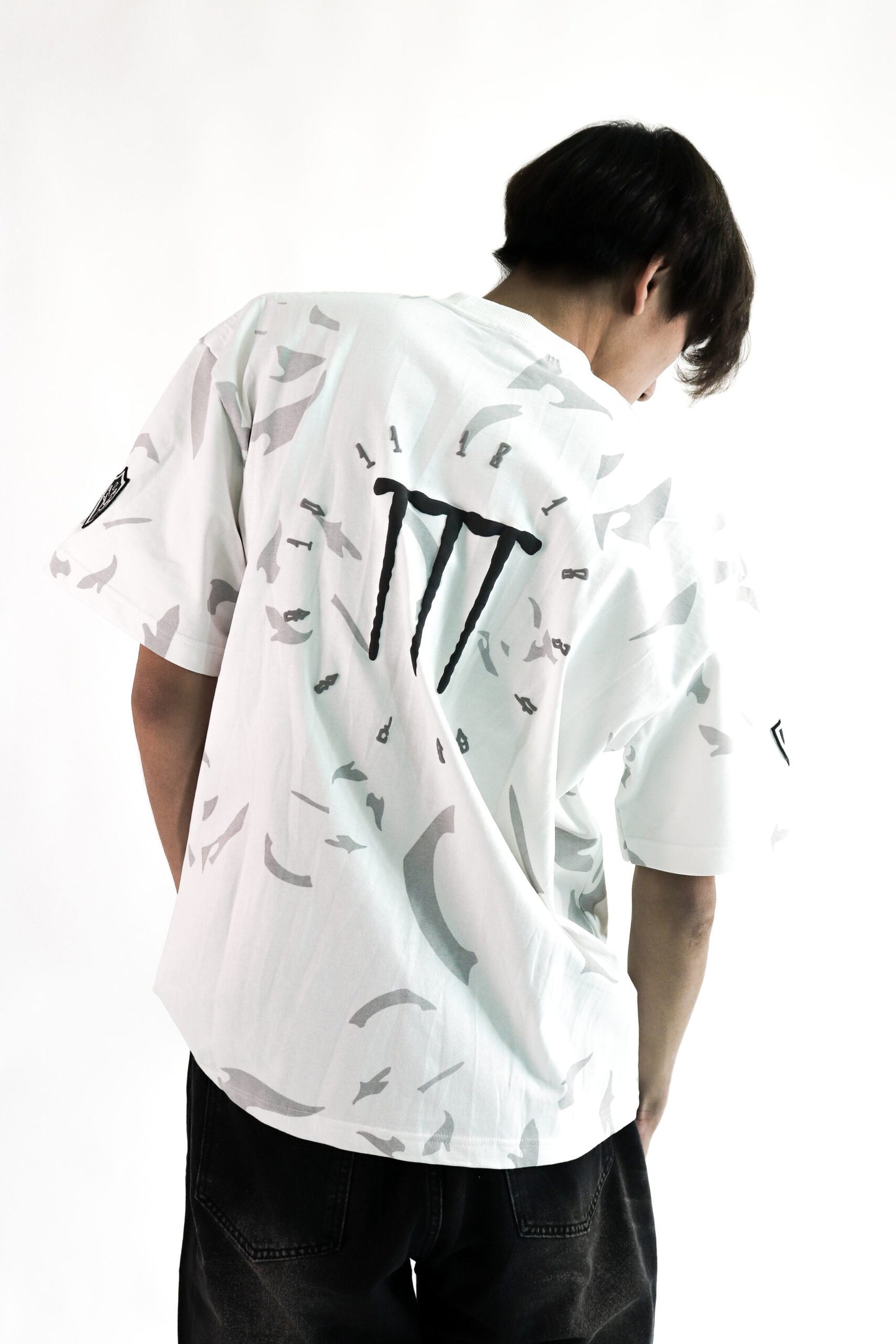 Futurekind : Time Crack Double Badges Tee White