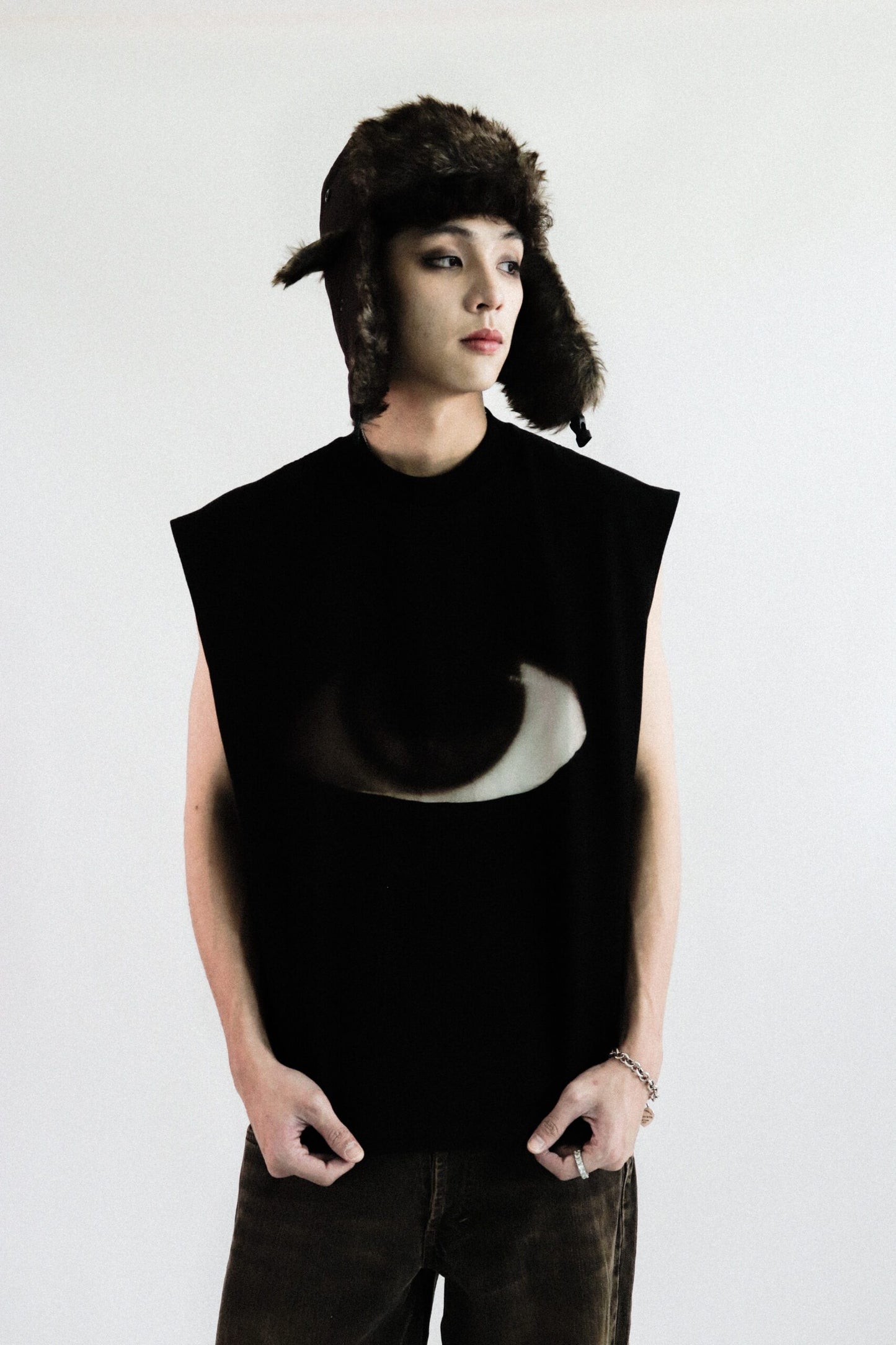 Futurekind : Utopia Third Eyes Non Sleeve Tee Black