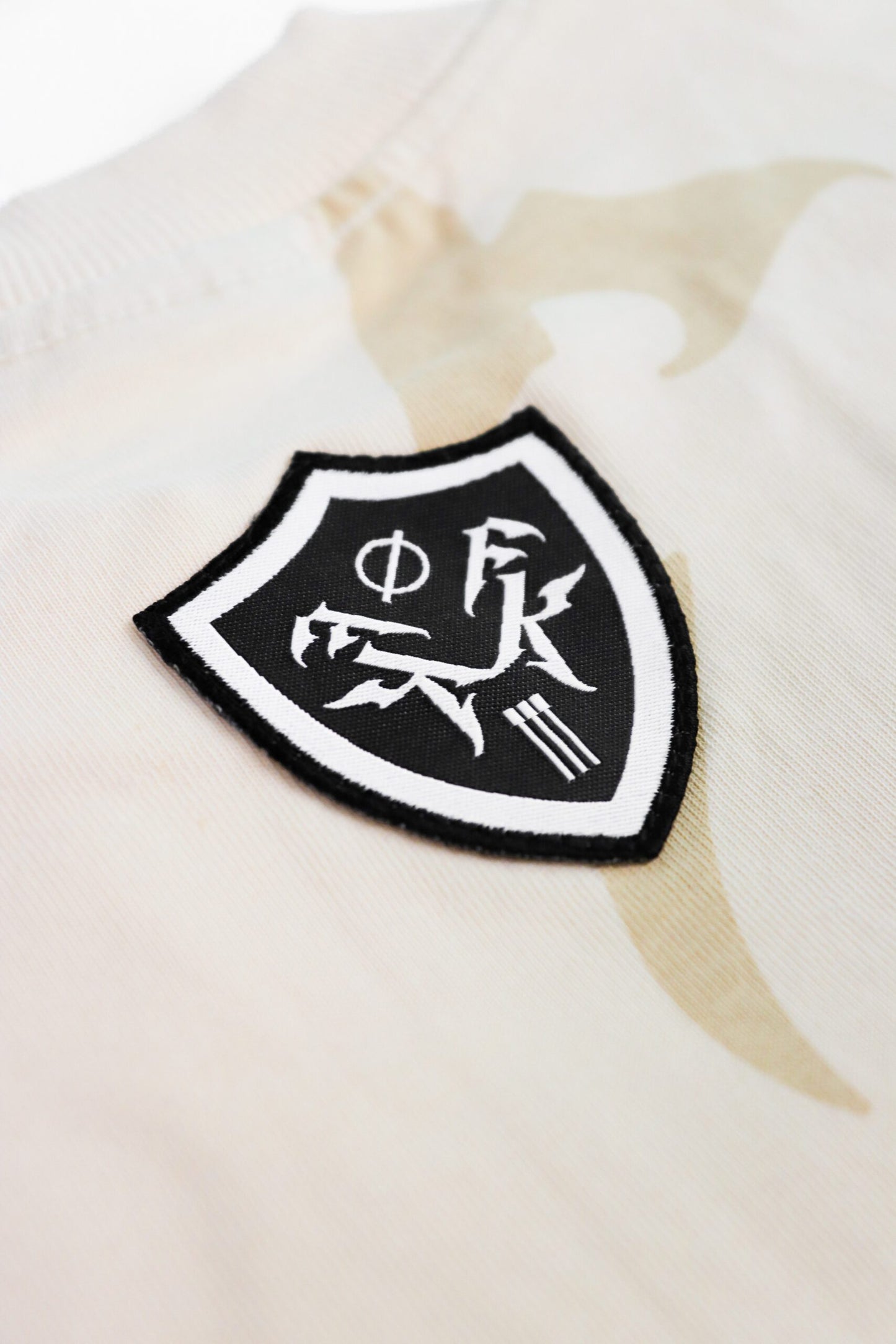 Futurekind : Time Crack Essential Tee Cream