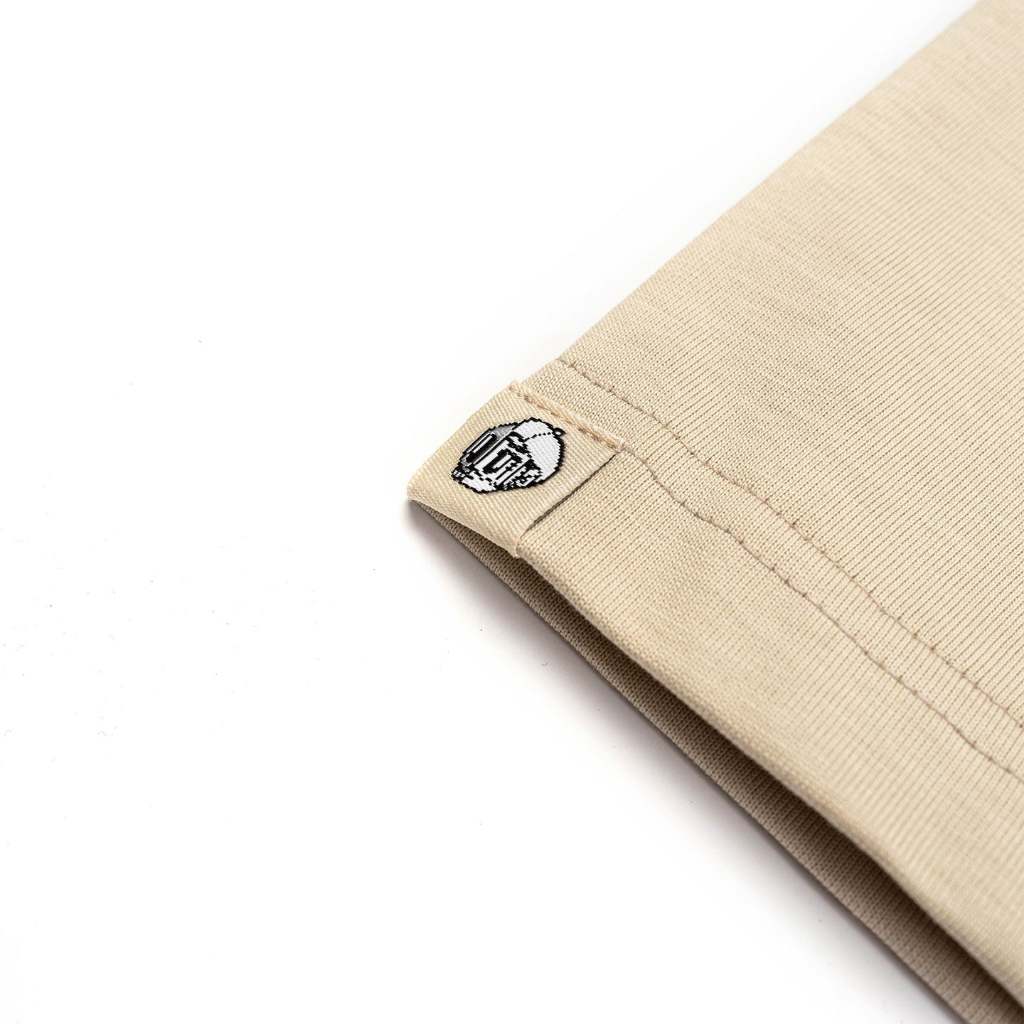 Dr Mister : The Hatch Broad Tee Beige