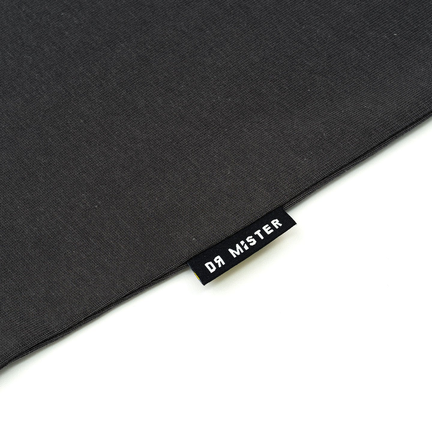 Dr Mister : Flaming Pearl Broad Tee