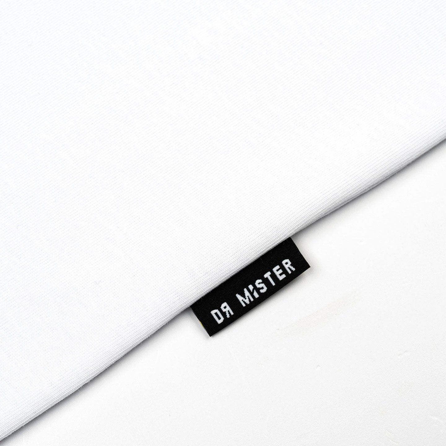 Dr Mister : Flaming Pearl Broad Tee