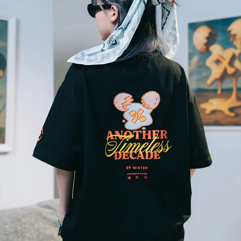 Dr Mister : The Hatch Broad Tee Black