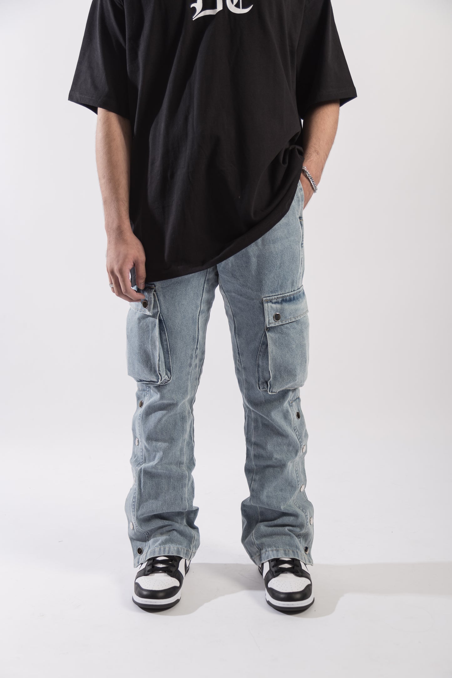 DC Clothing : Buckle Flare Cargo Jeans Blue