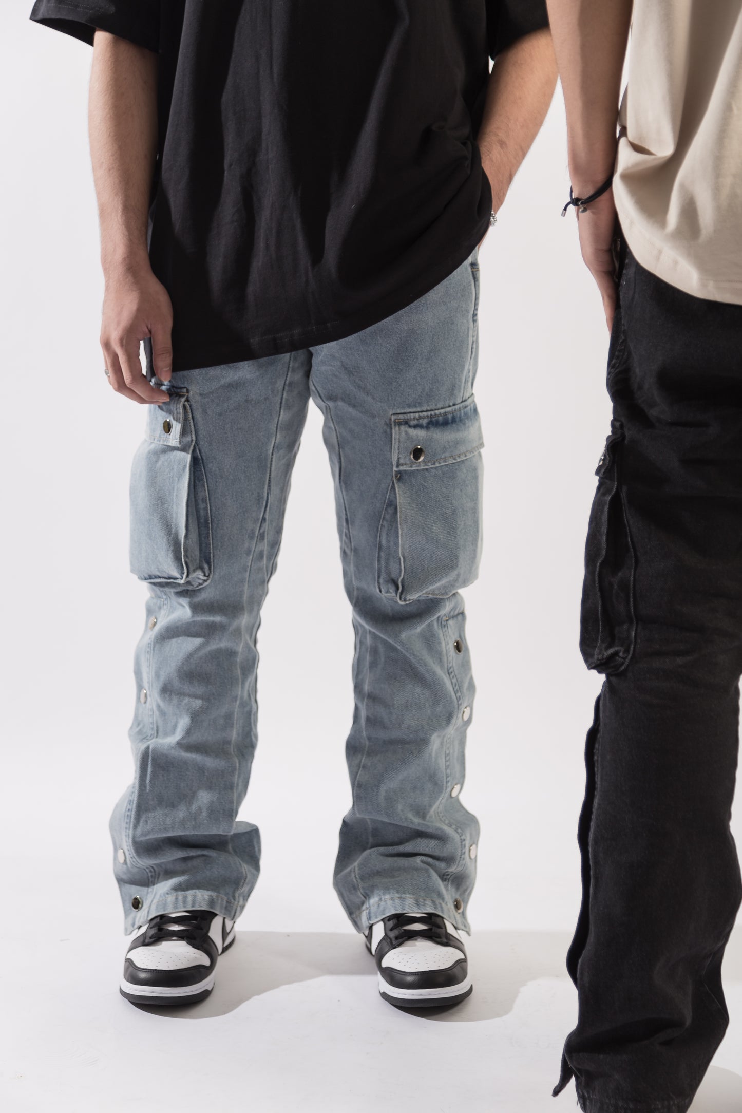 DC Clothing : Buckle Flare Cargo Jeans Blue