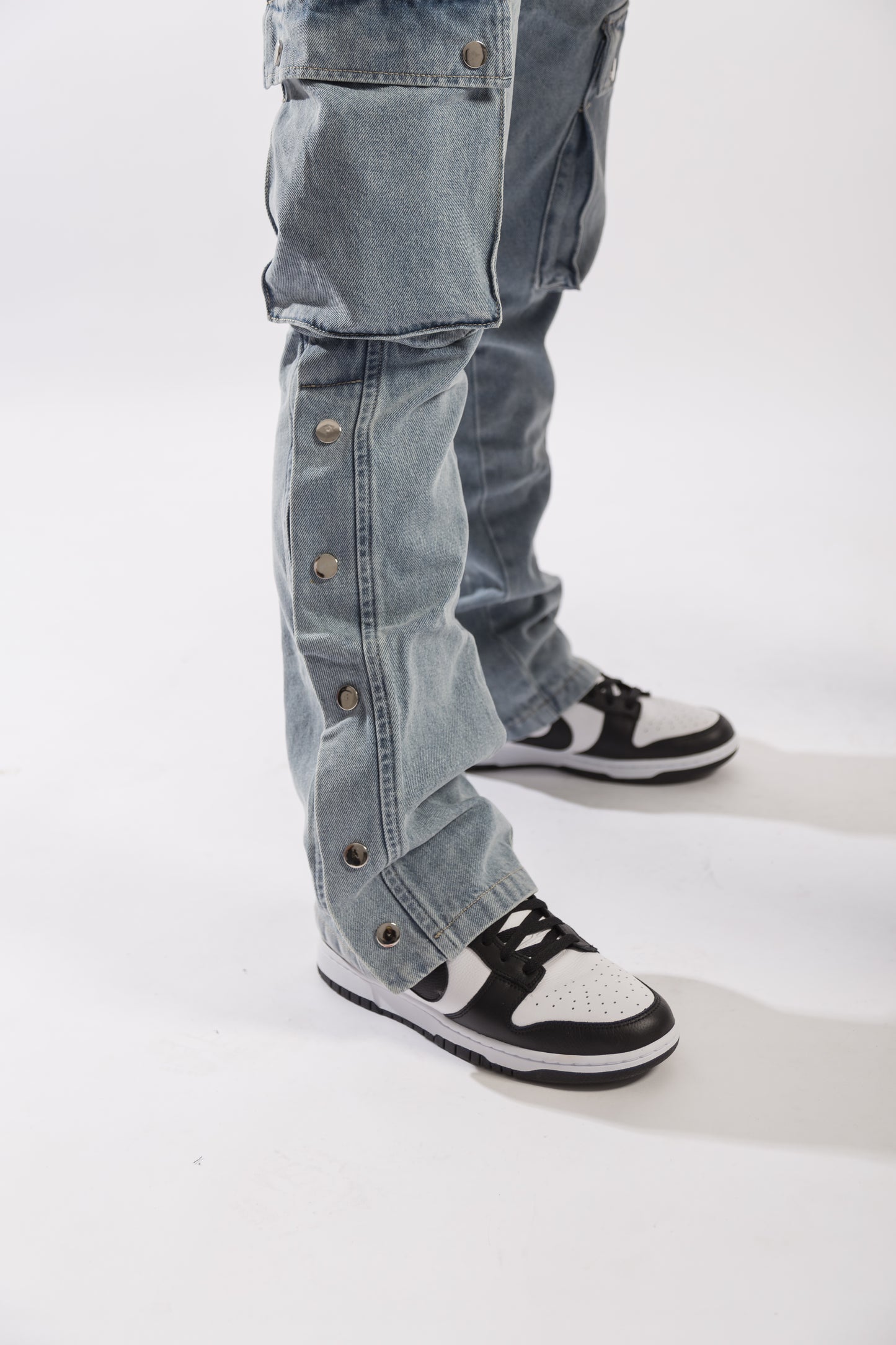 DC Clothing : Buckle Flare Cargo Jeans Blue