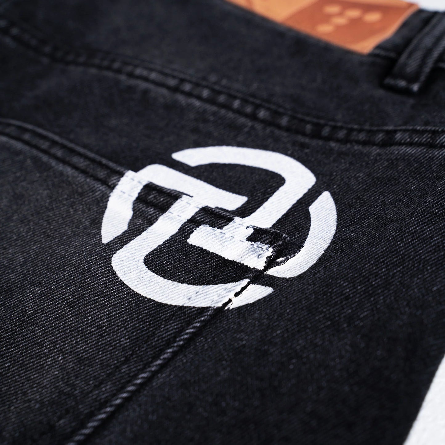 TNTCO LOGO JORTS