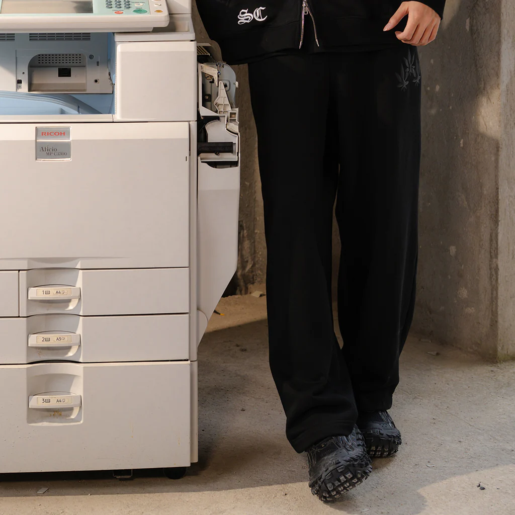 Stoned&Co WBB25 : Triplet Maple Sweatpants Black