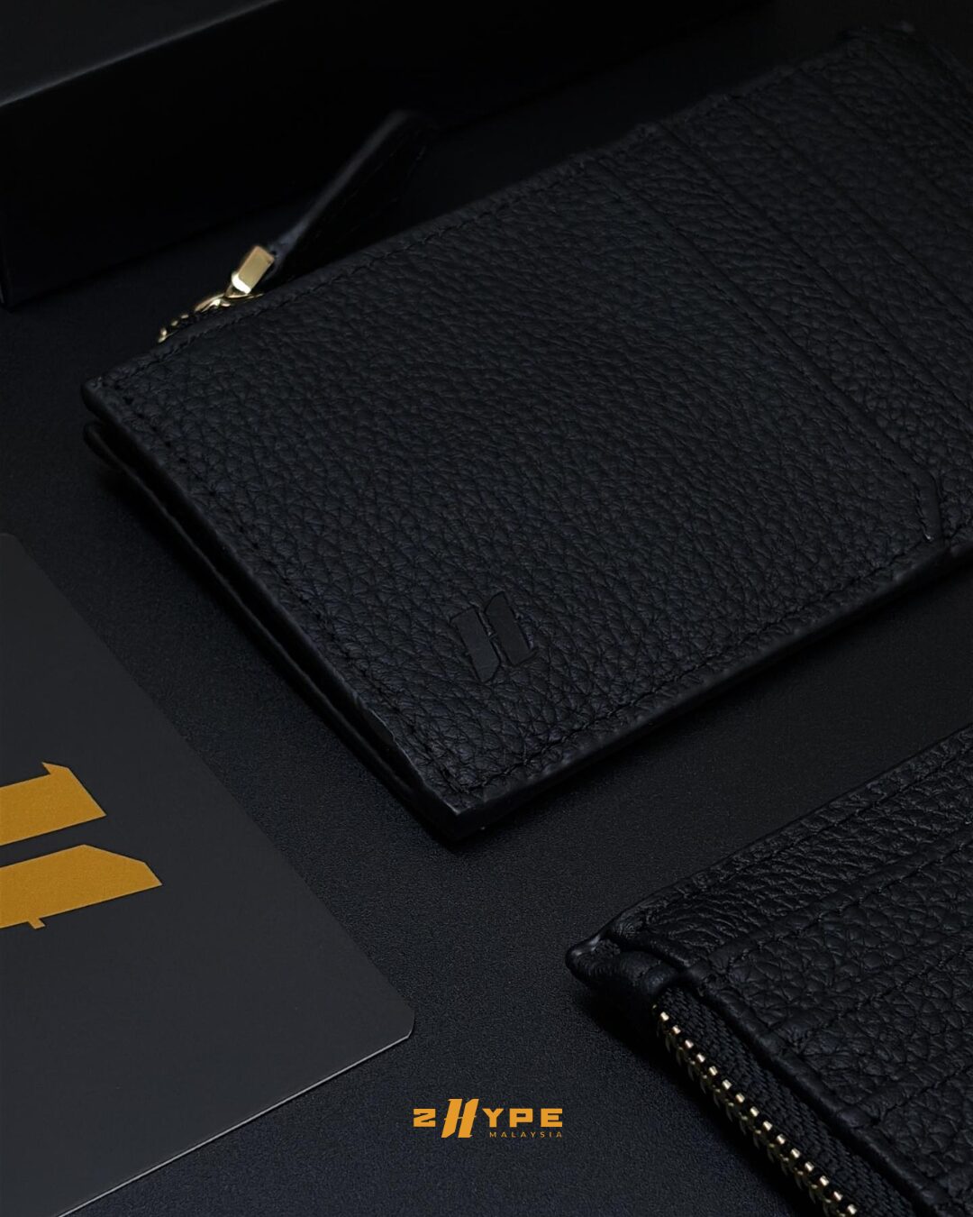 2HYPE : Matte Black Leather Card Holder