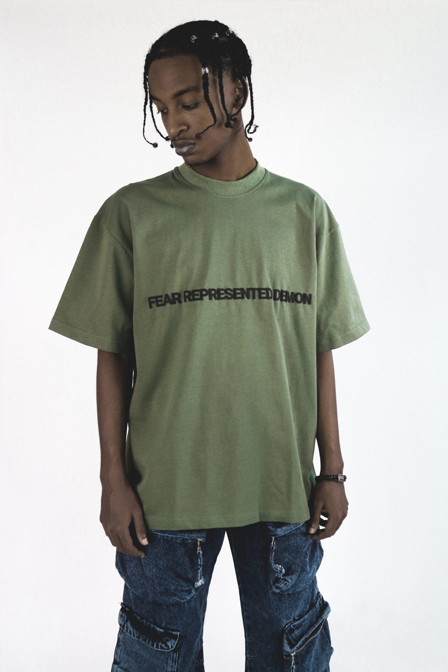 FRDCO : SS24 Embossed Logo Tee Army