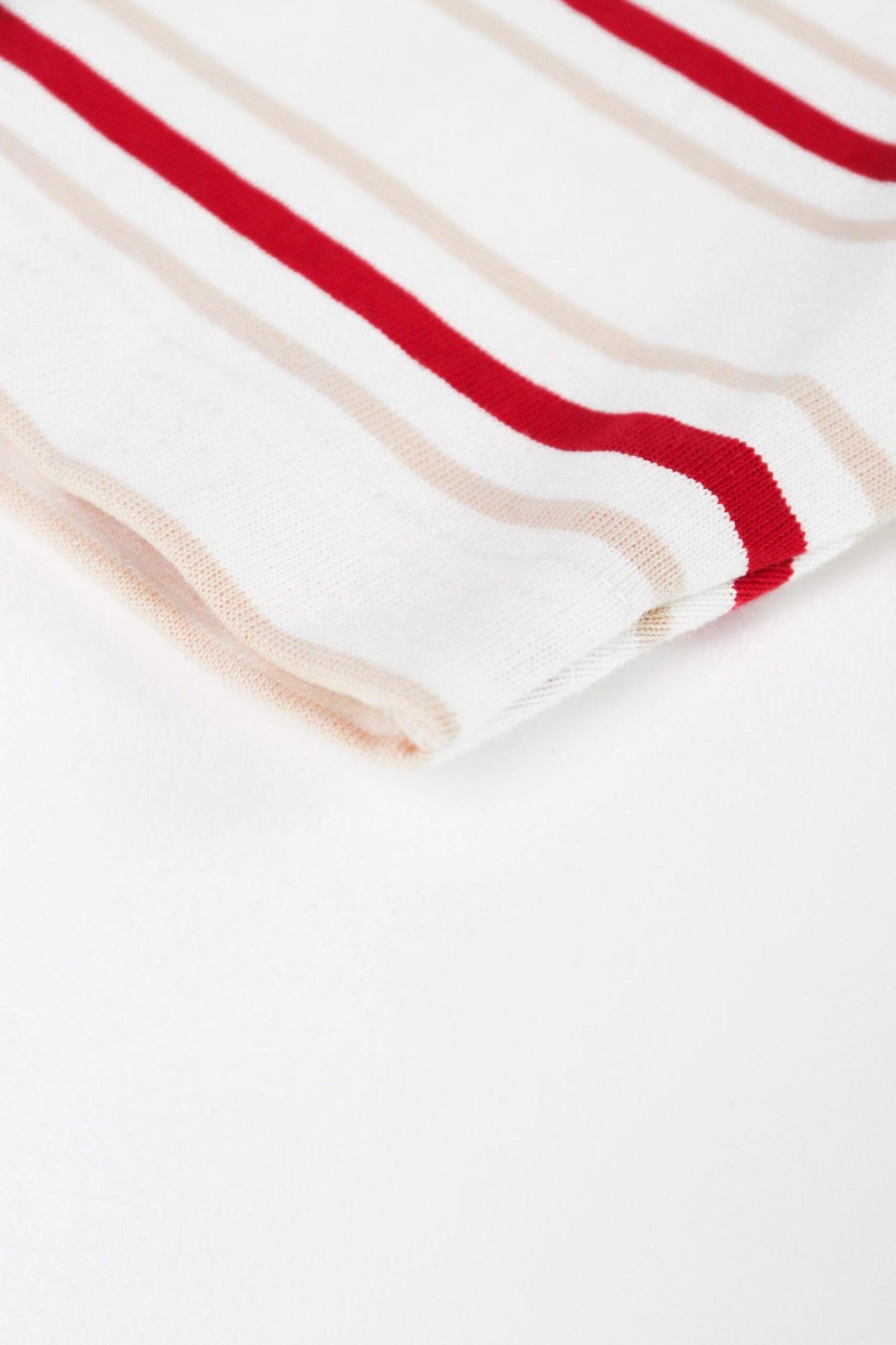 Futurekind : Social Test Stripes Tee Red