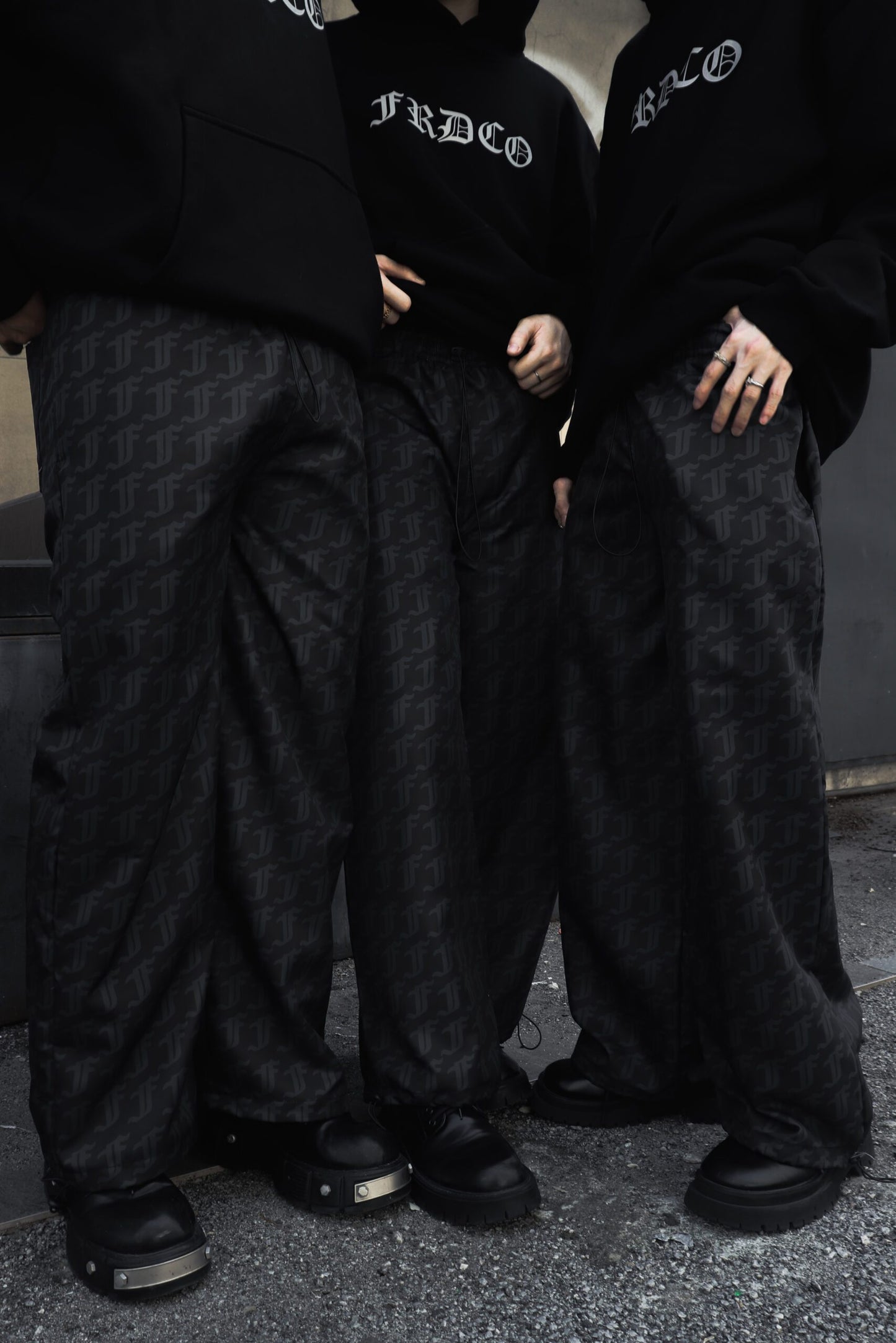 FRDCO : Signature F Black Long Pants