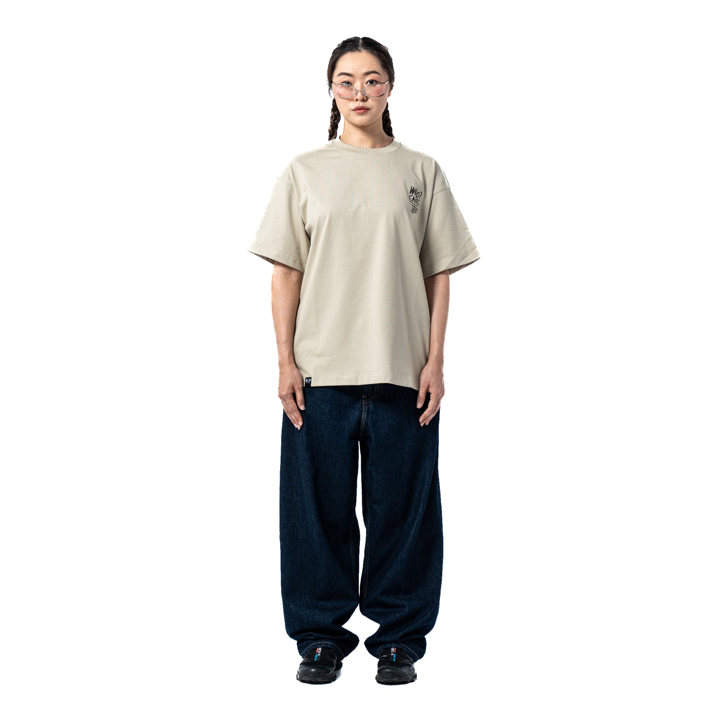 Whocares : Distressed Smiley Tee