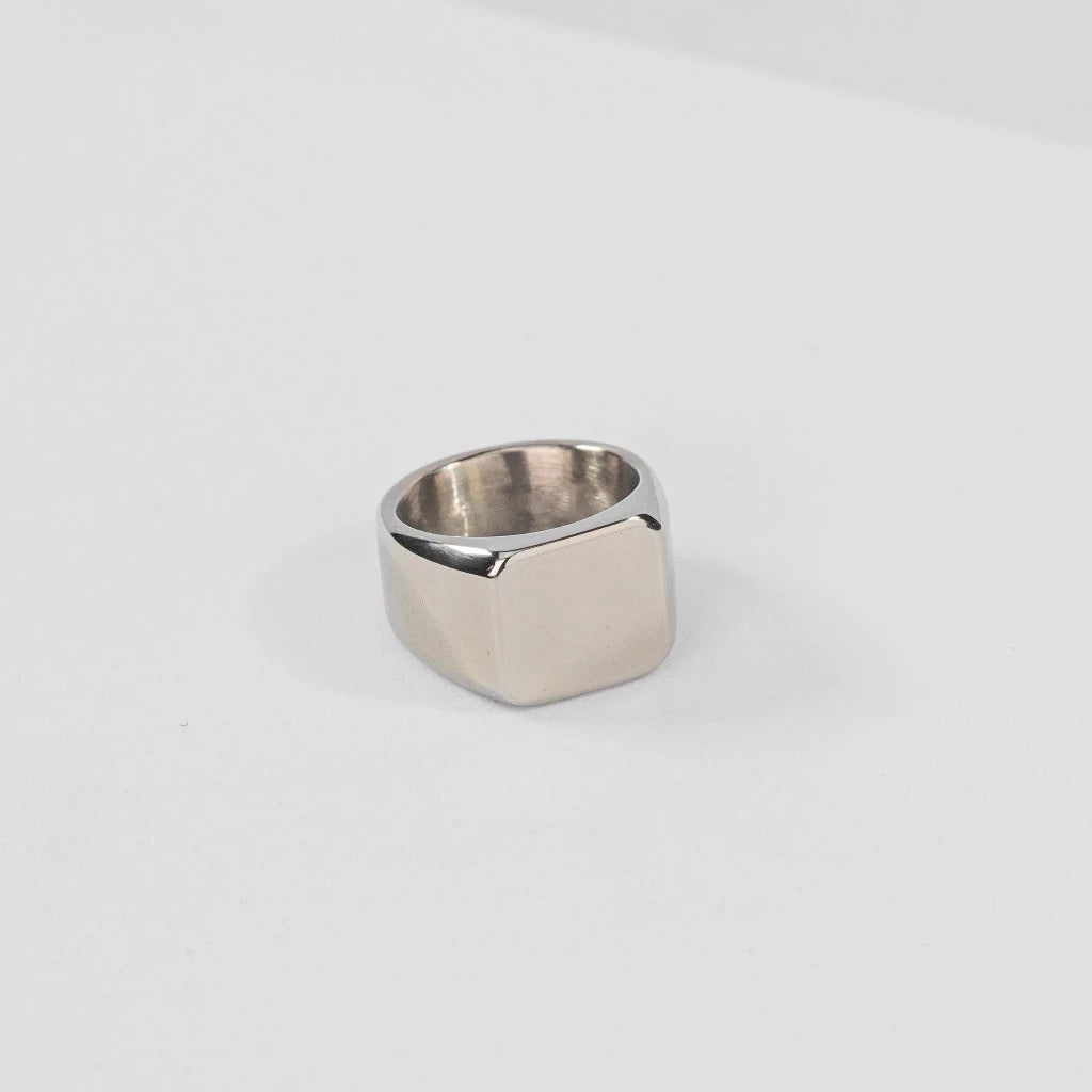 2HYPE PLAIN SIGNET RING