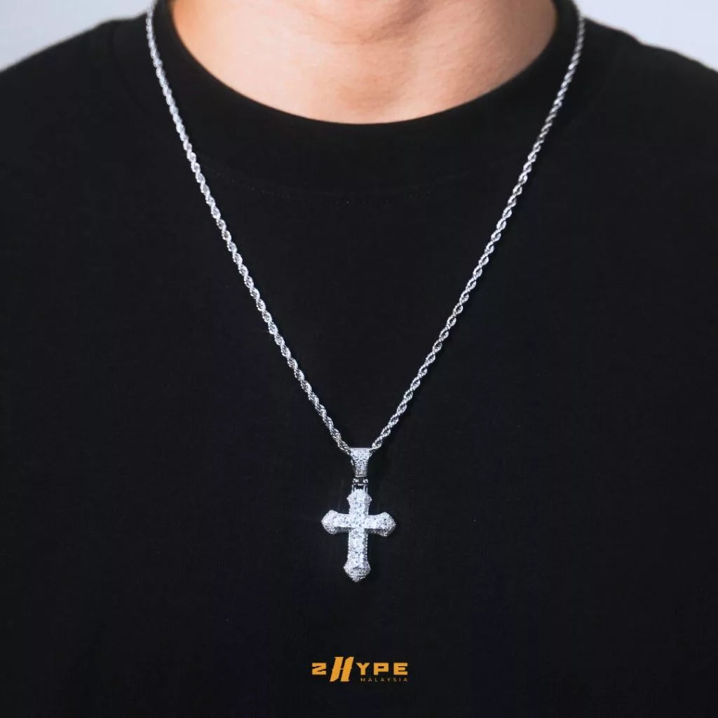 2HYPE : Iced Out White Cross Pendant