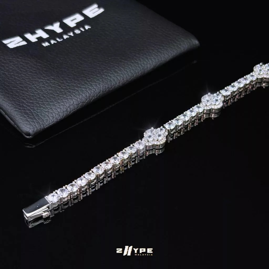 2HYPE ICED OVAL CUT FLOWER TENNIS BRACELET