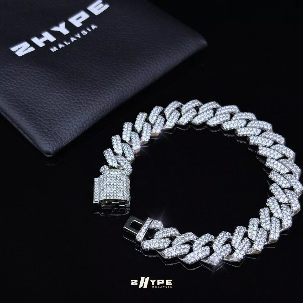 2HYPE : Iced Prong Cuban Link Bracelet